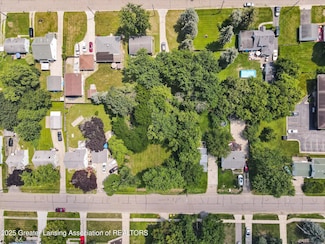 607 S Dibble Blvd, Lansing, MI 48917