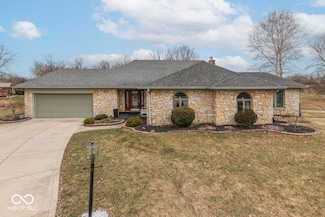 2088 Golfview Ct, Greenwood, IN 46143