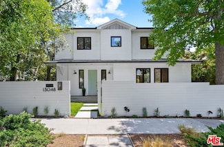 13048 Rose Ave, Los Angeles, CA 90066