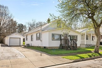 349 Gibbs Rd, Akron, OH 44312