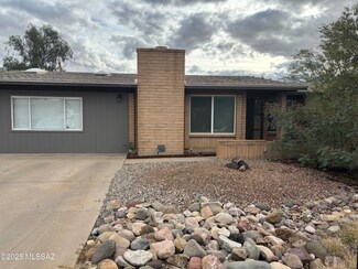 8000 E Tulip Tree St, Tucson, AZ 85730