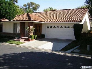 27704 Calle Valdes, Mission Viejo, CA 92692