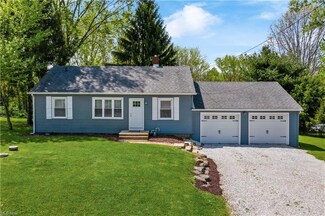 3816 Lee Ann Dr, Norton, OH 44203