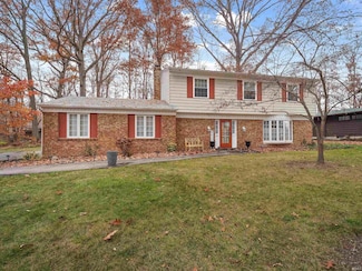 9324 Saratoga Rd, Fort Wayne, IN 46804