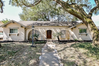 11507 Barwood Bend Dr, Houston, TX 77065