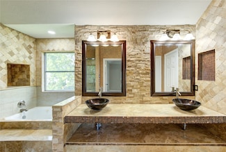 13727 Sablegarden Ln, Houston, TX 77014