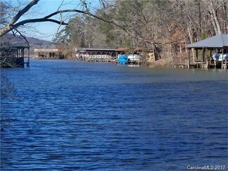 1188 Island Creek Dr, Troy, NC 27371