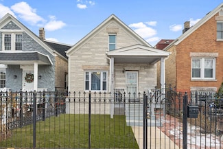 1717 N Ridgeway Ave, Chicago, IL 60647