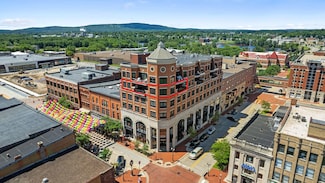 330 N 3rd St Unit Palladian Condos uni, Wausau, WI 54403