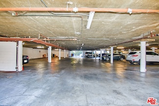 443 S Gramercy Place Unit A, Los Angeles, CA 90020