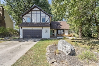 1455 S Oakmont Ave, Springfield, MO 65809