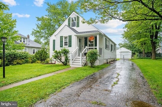 2614 Canterbury Rd, Parkville, MD 21234