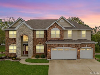 724 Tuscan Valley Ct, Ballwin, MO 63021