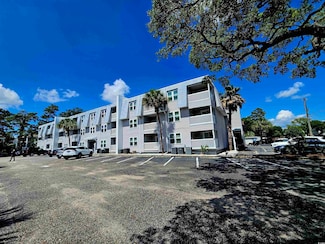 401 N Hillside Dr, North Myrtle Beach, SC 29582