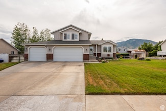 576 Mayo Dr, Tooele, UT 84074