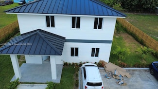 722 NW 6th Ct, Florida City, FL 33034