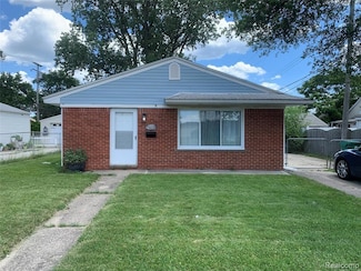 25030 Ford St, Roseville, MI 48066