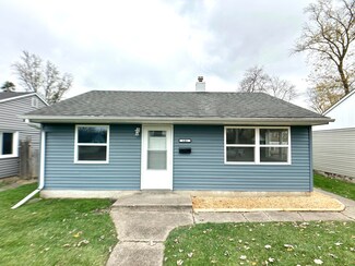 141 N Cavender St, Hobart, IN 46342