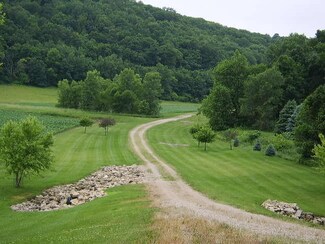48 Ac Cooke Rd, Mazomanie, WI 53560