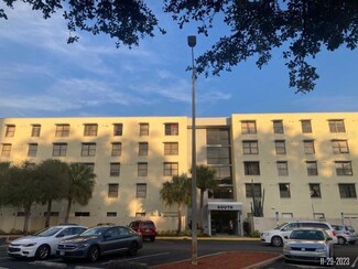 701 S Madison Ave Unit 207, Clearwater, FL 33756