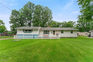 3350 Black Oak Ln, Youngstown, OH 44511
