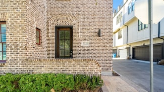 2191 Helsminster Dr, Dallas, TX 75201
