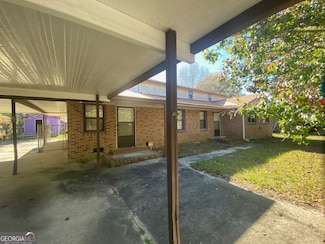 65 Mathews St, Fort Valley, GA 31030