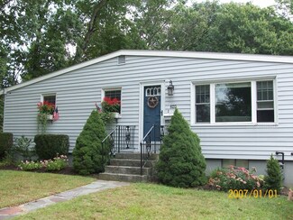 248 Pearl St, Brockton, MA 02301