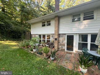 288 Paxon Hollow Rd, Media, PA 19063