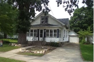 206 Grove St, Cherry Valley, IL 61016
