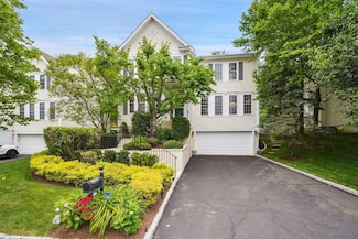 22 Bellefair Rd, Port Chester, NY 10573