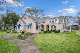 326 Centennial St, Carmine, TX 78932