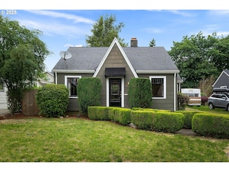 7817 SE Ellis St, Portland, OR 97206