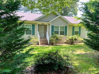 6925 Conifer Rd, North Chesterfield, VA 23237