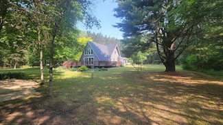 11390 Patterson Rd, Ravenna, MI 49451