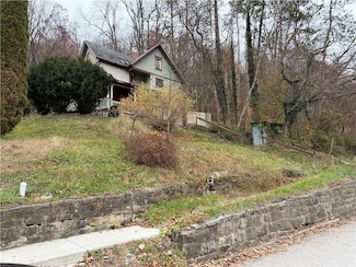 20 Main St, Emlenton, PA 16373