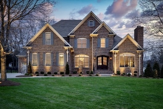 2404 Durham Manor Dr, Franklin, TN 37064
