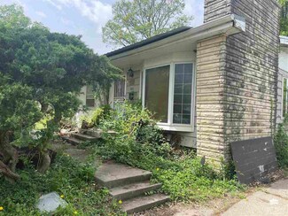 322 S Webster St, Junction City, KS 66441