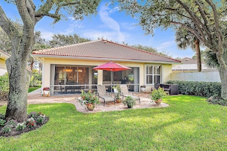 241 E Tall Oaks Cir, Palm Beach Gardens, FL 33410