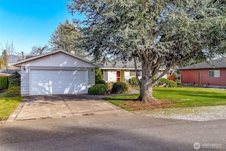 1757 Gossard St, Enumclaw, WA 98022
