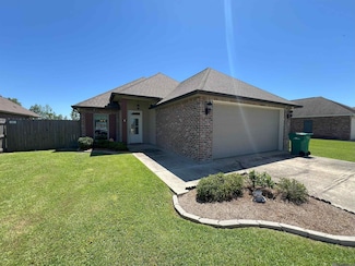 25326 White Lake Ave, Livingston, LA 70754