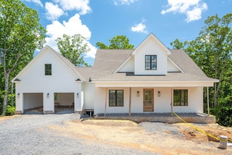5148 Virginia Pine Rd, Signal Mountain, TN 37377