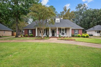 4018 Wisteria Ln, Benton, LA 71006