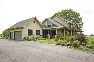 45w Welter Rd, Maple Park, IL 60151