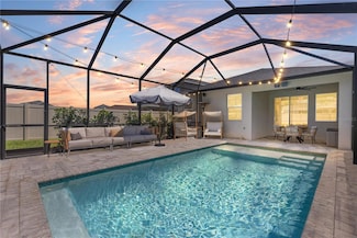 5861 Bungalow Grove Ct, Palmetto, FL 34221