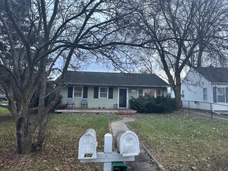 2605 W Kalamazoo St, Lansing, MI 48917