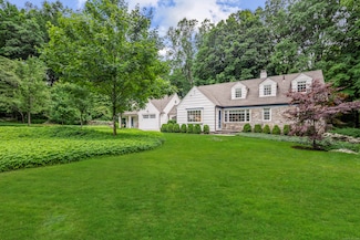 102 11 O Clock Rd, Weston, CT 06883