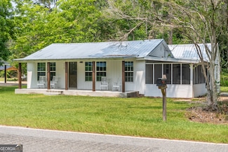 6429 6427 Youmans Chapel, Blackshear, GA 31516