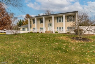 37 Arthur Rd, Hillsborough, NJ 08844
