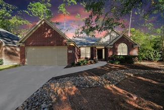 70 N Lace Arbor Dr, Spring, TX 77382